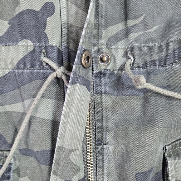 41 Hawthorn Brennan Army Green Camo Cargo 100% Cotton Utility Jacket Stitch Fix - Picture 5 of 9